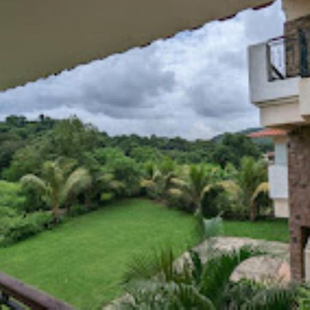 Wood Stock Acres Villa Resort Thane Bagian luar foto