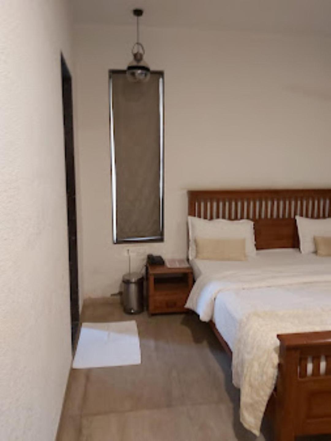 Wood Stock Acres Villa Resort Thane Bagian luar foto