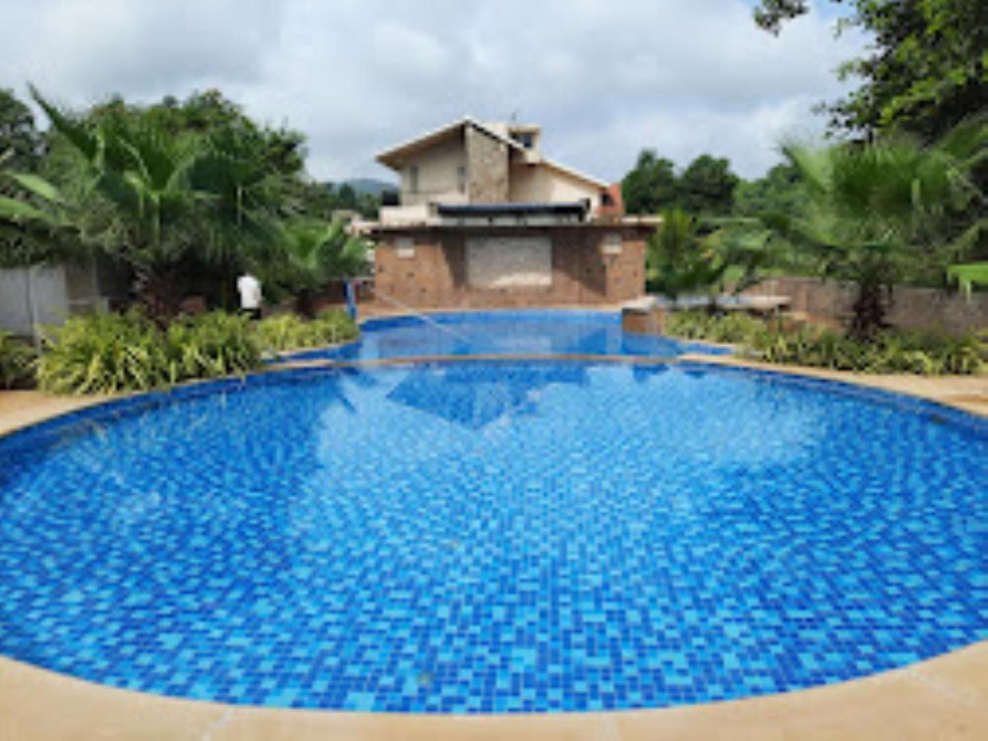 Wood Stock Acres Villa Resort Thane Bagian luar foto