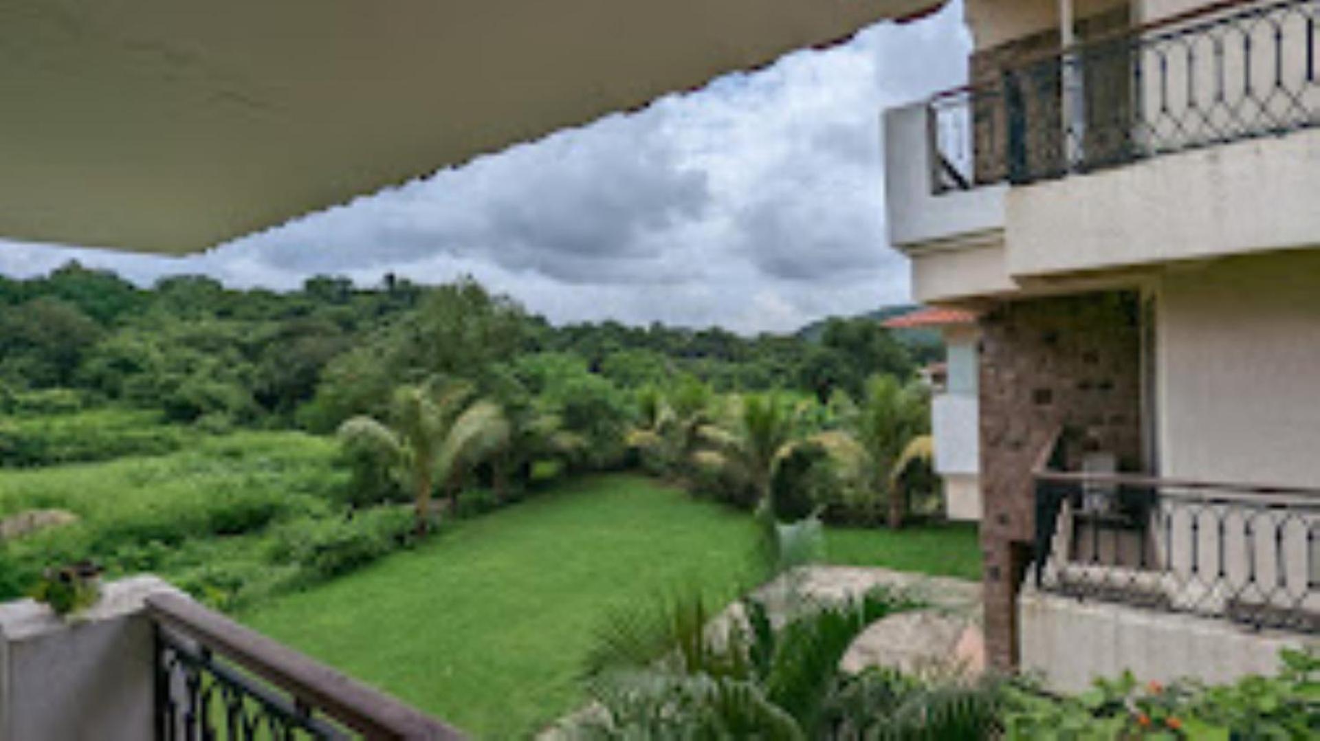 Wood Stock Acres Villa Resort Thane Bagian luar foto