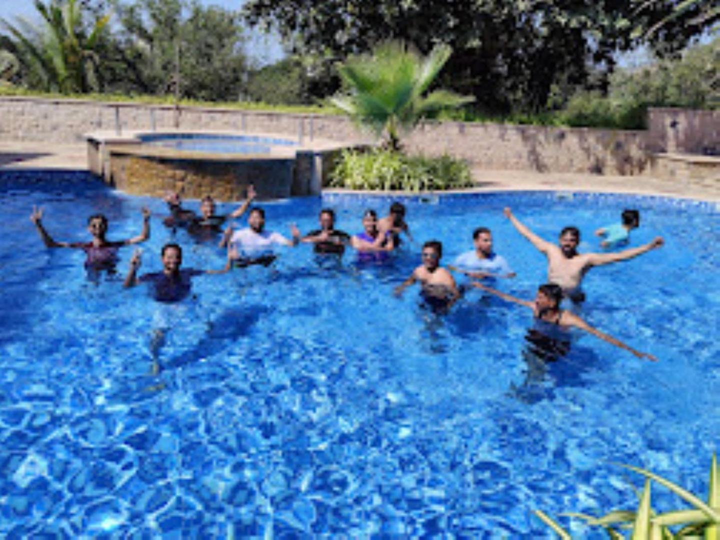 Wood Stock Acres Villa Resort Thane Bagian luar foto